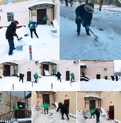 Уборка снега в районе